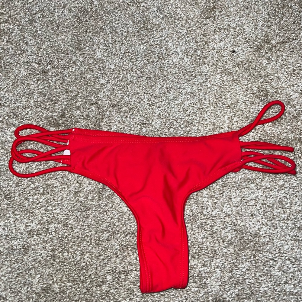 Boutine la bikini bottom